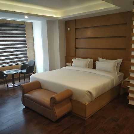 Hotel Beechwood Mussoorie Exterior photo