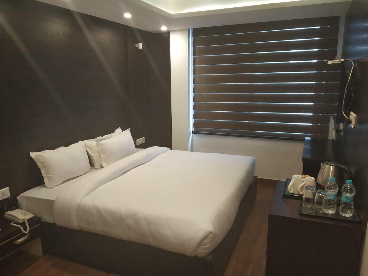 Hotel Beechwood Mussoorie Exterior photo
